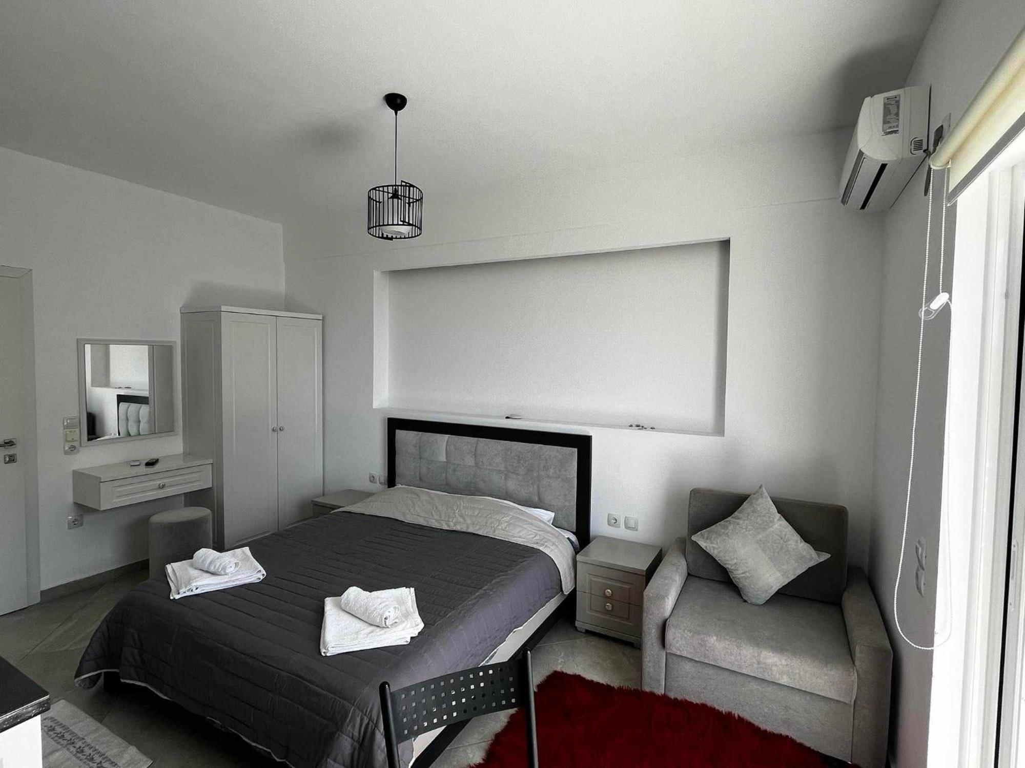 סרנדה Mariana Apartments מראה חיצוני תמונה