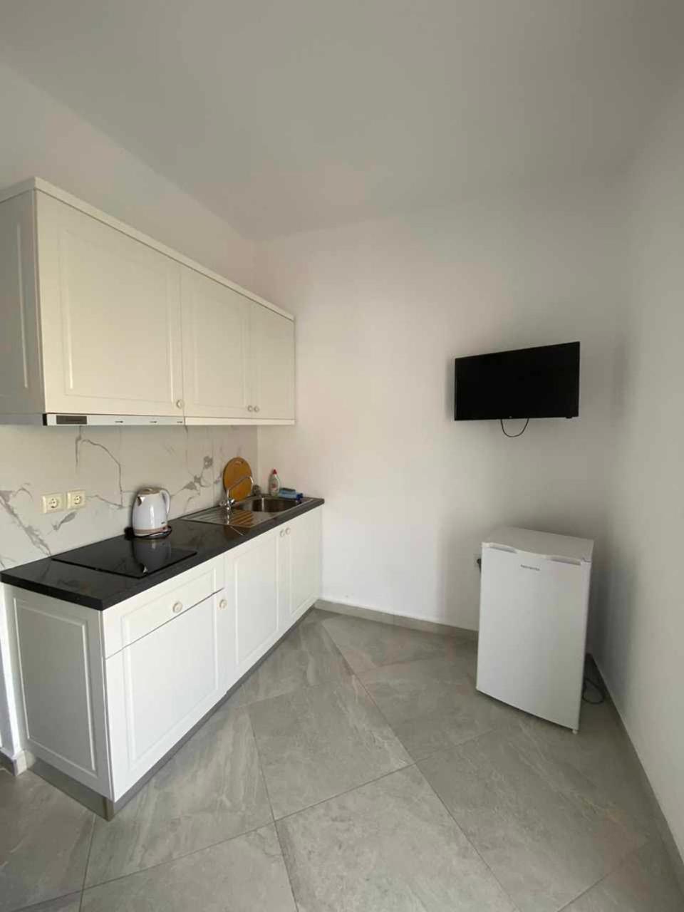 סרנדה Mariana Apartments מראה חיצוני תמונה