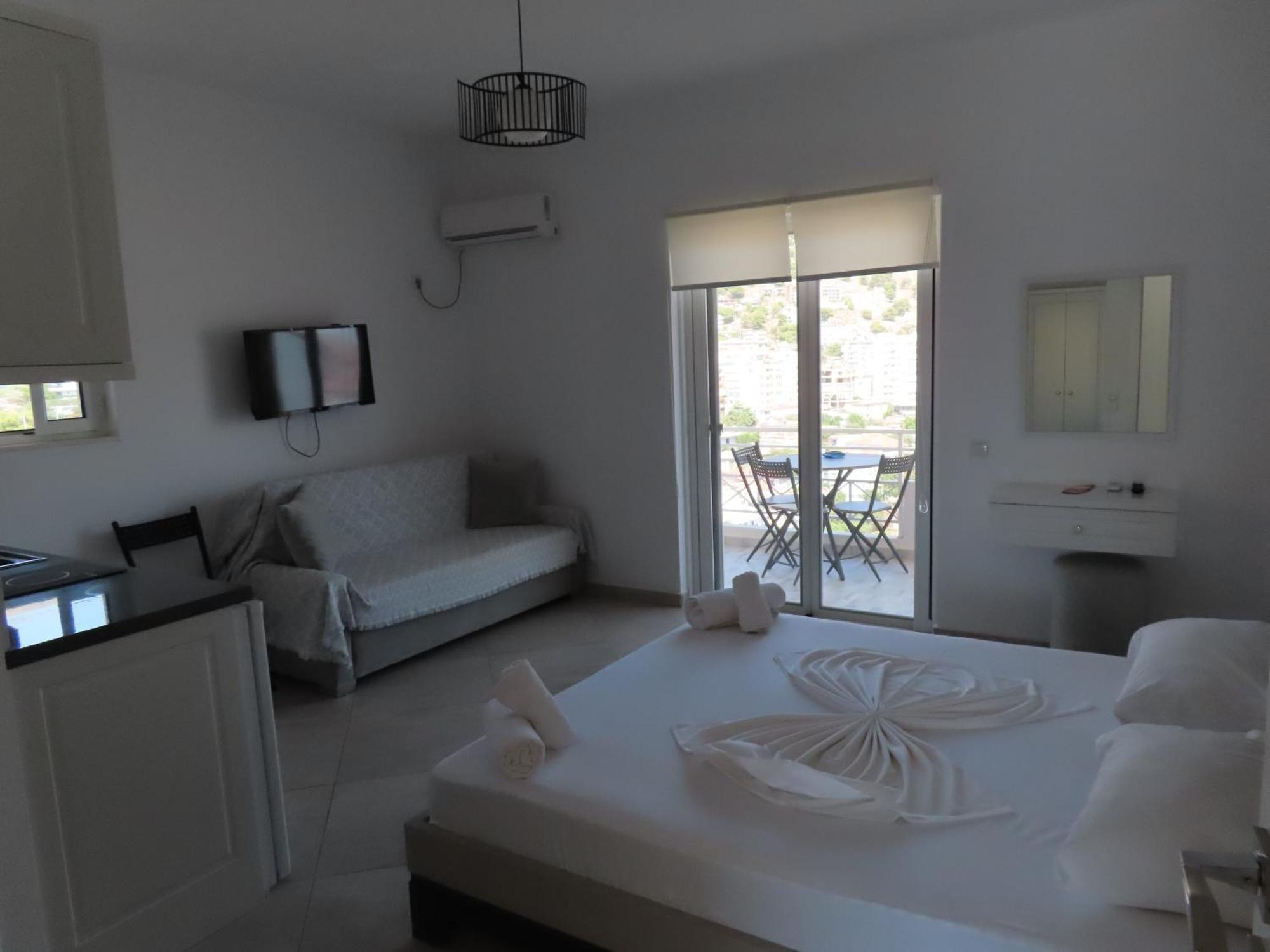 סרנדה Mariana Apartments מראה חיצוני תמונה