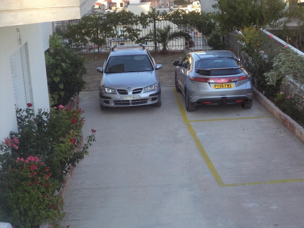 סרנדה Mariana Apartments מראה חיצוני תמונה