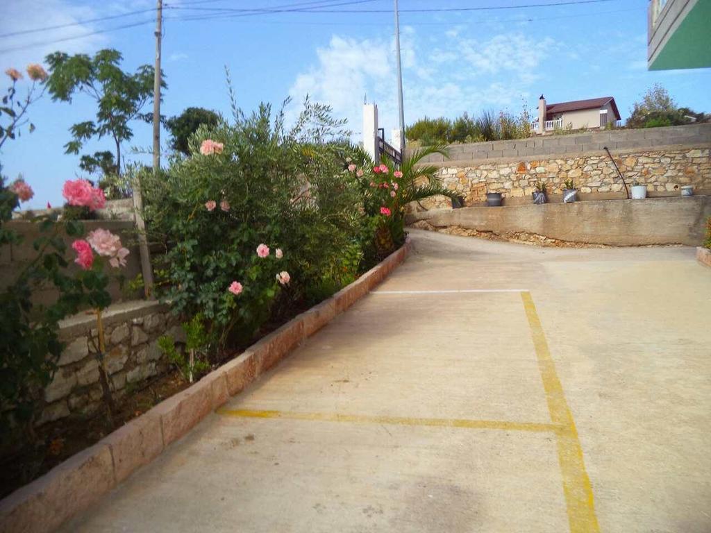 סרנדה Mariana Apartments מראה חיצוני תמונה