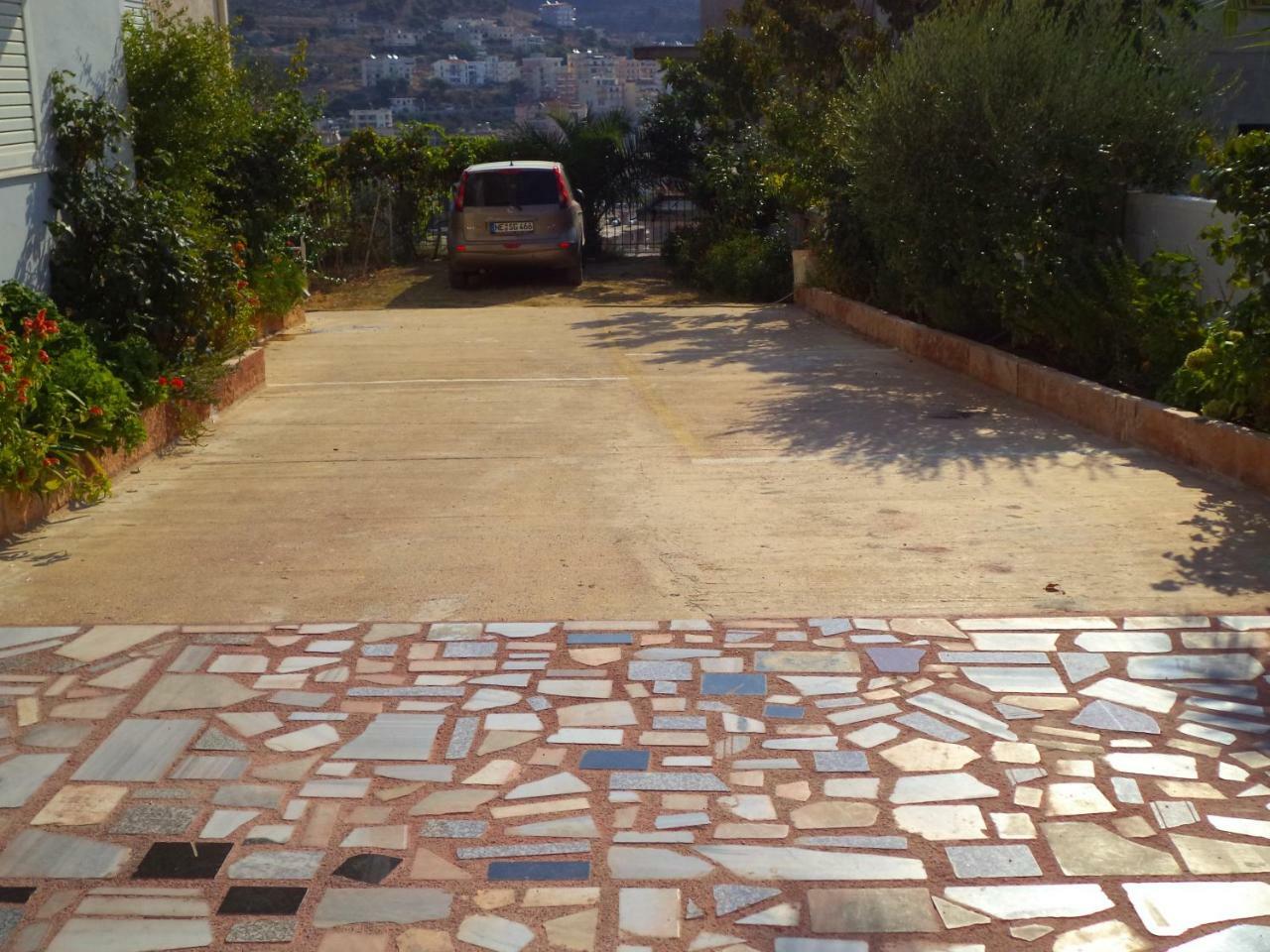 סרנדה Mariana Apartments מראה חיצוני תמונה
